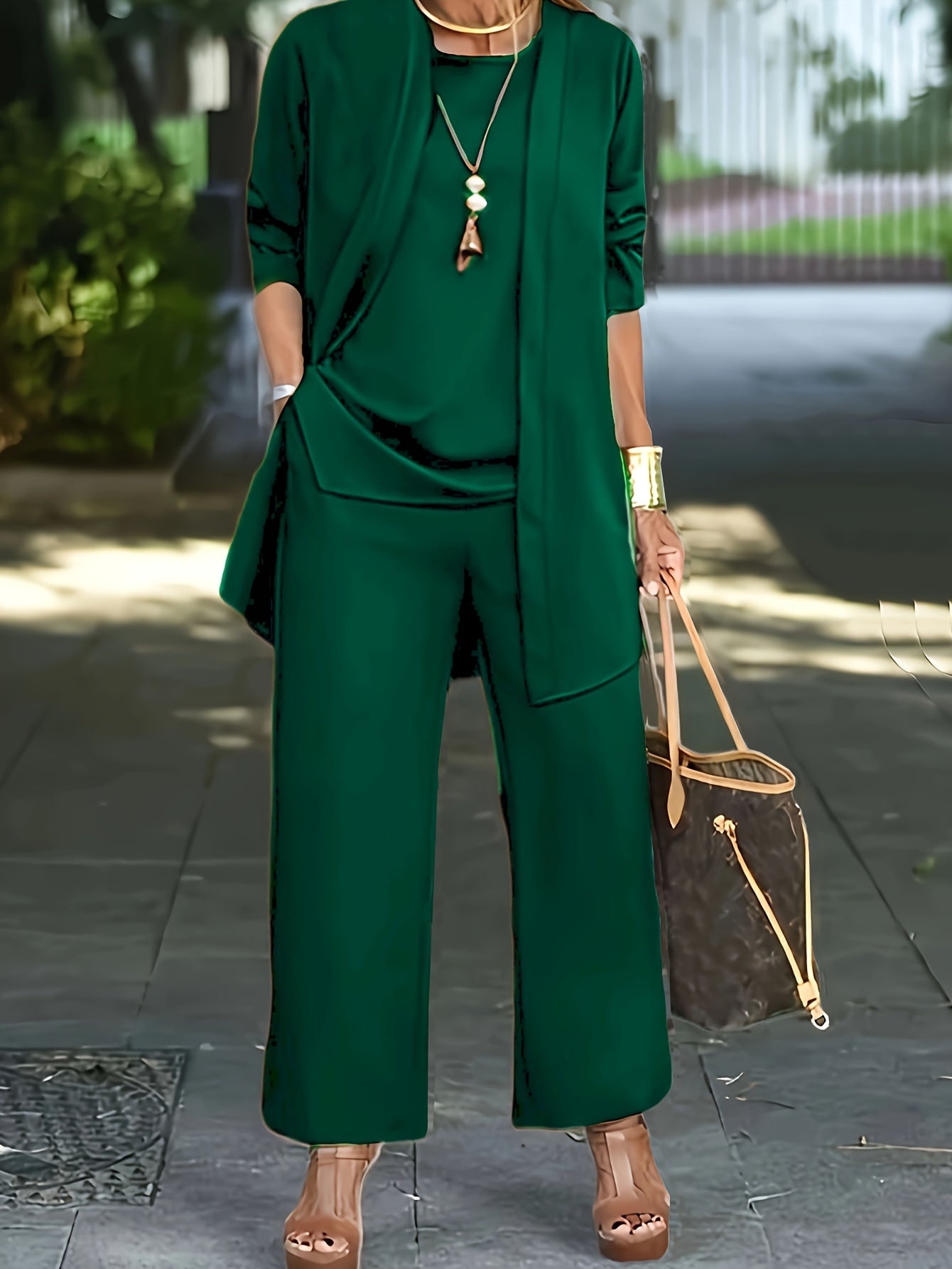 Sofía | Conjunto de Mujer de Tres Piezas con Chaqueta, Top y Pantalones Anchos 7