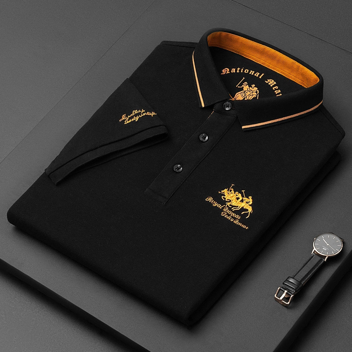 Polo de hombre con bordado en el pecho y cuello clásico