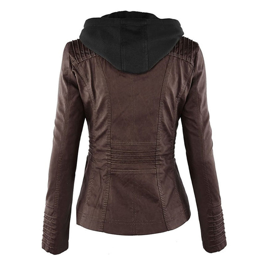 Chaqueta Nerea combinada con vestido para un look elegante